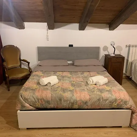 La Casa Di Nonna Pina Nyaraló