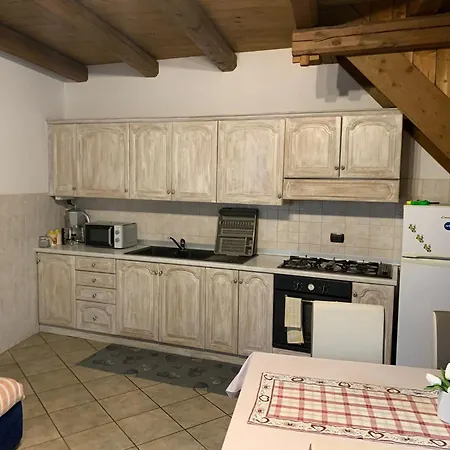Feriehus La Casa Di Nonna Pina Roccasparvera
