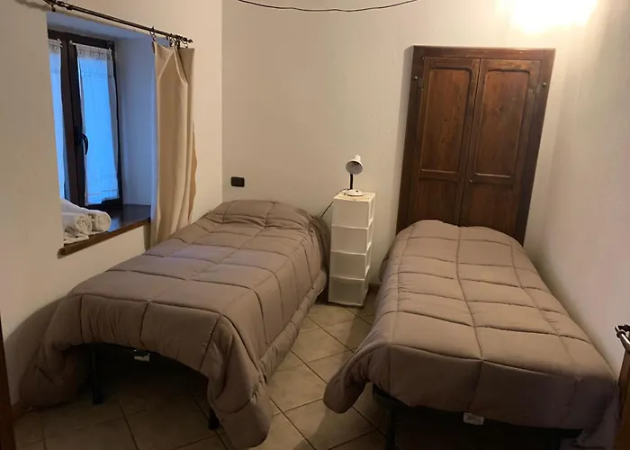 בית נופש La Casa Di Nonna Pina Roccasparvera